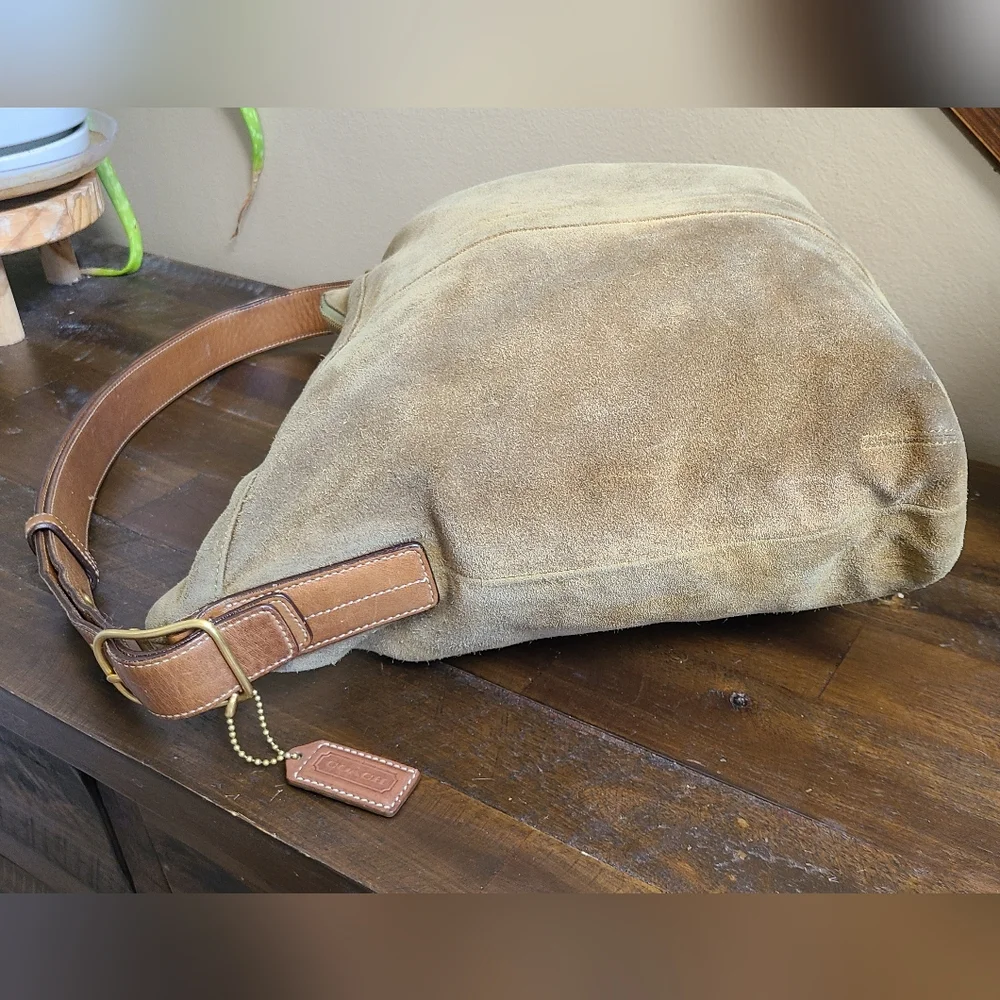 Coach Suede Olive Green Shoulder Bag 9324 - Picture 7 of 16